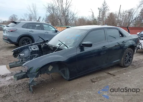 2016 Chrysler 300 300S из США, поврежденный, VIN 2C3CCAGG3GH244622